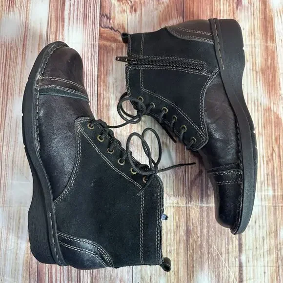 Clarks NIKKI NORTH Size 6.5 Black Leather Lace Zip Up Ankle Booties Boots Shoes - Picture 7 of 10